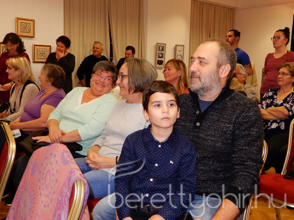 Alkotni jó 2019. 23